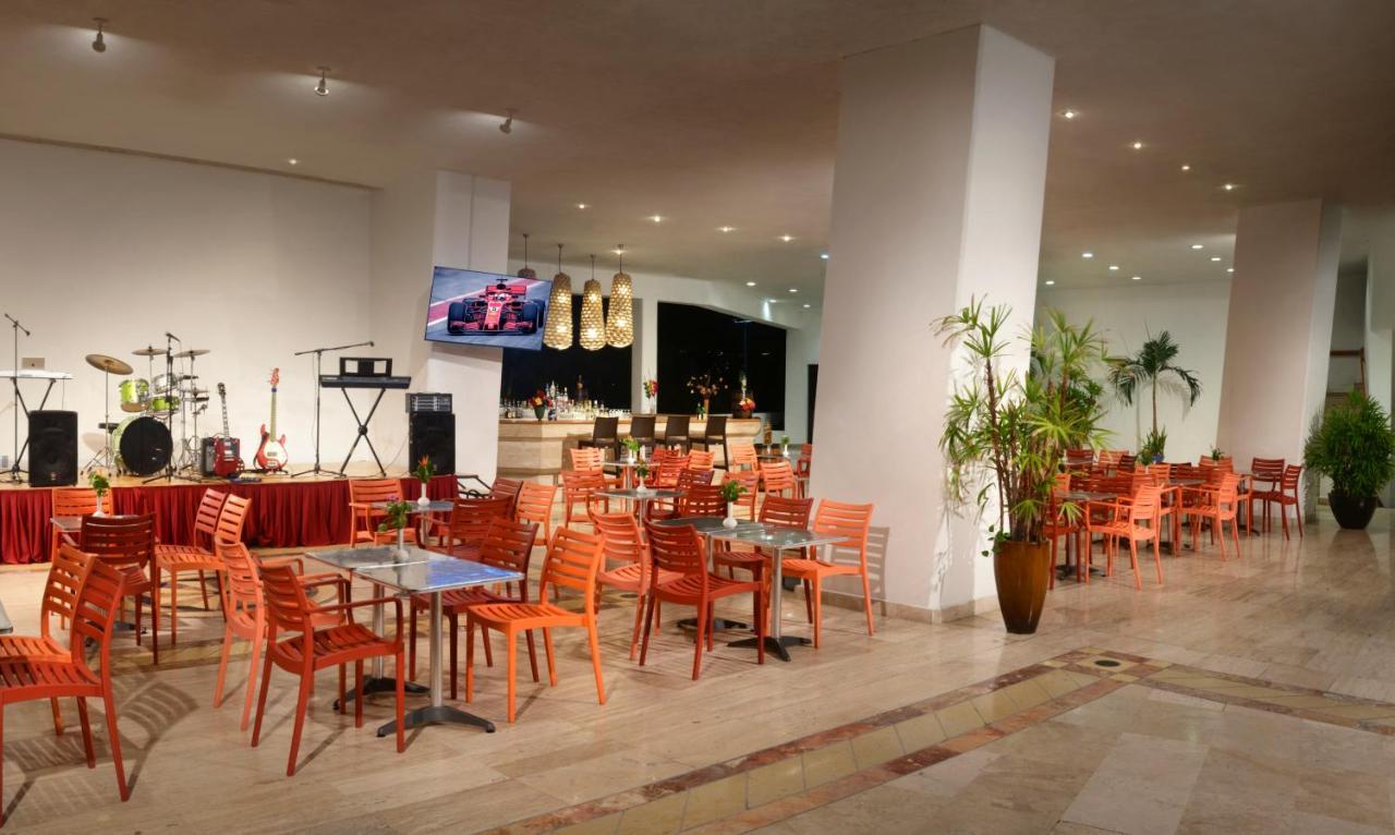 Hs Hotsson Hotel Acapulco Luaran gambar The lobby of the hotel